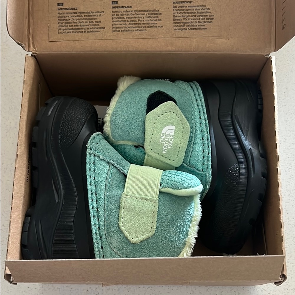 The North Face Green and Black Outdoor Boots